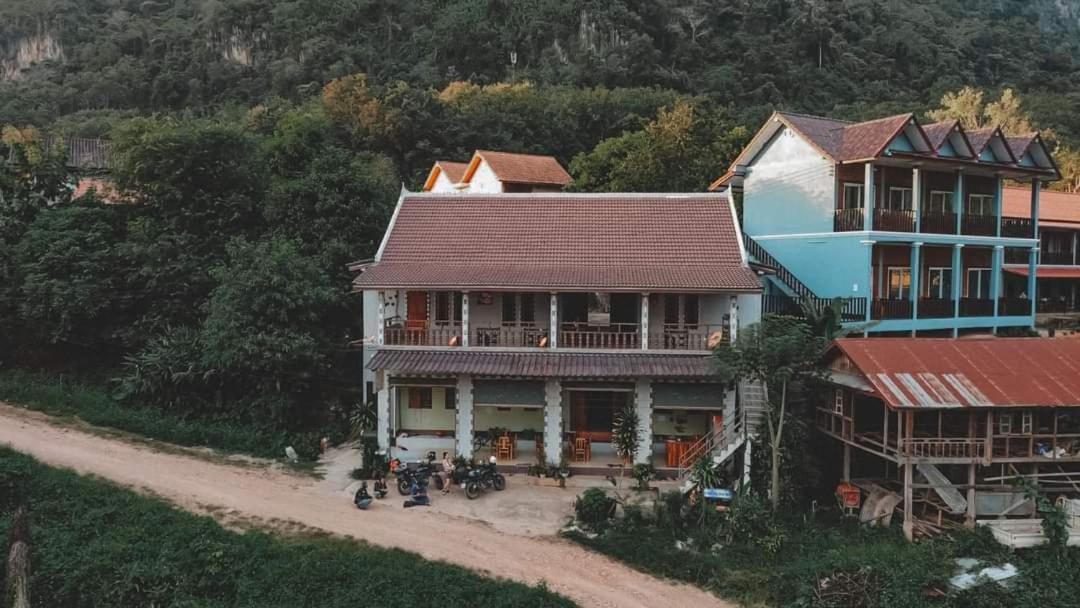 Arthith Guesthouse Nongkhiaw Dış mekan fotoğraf