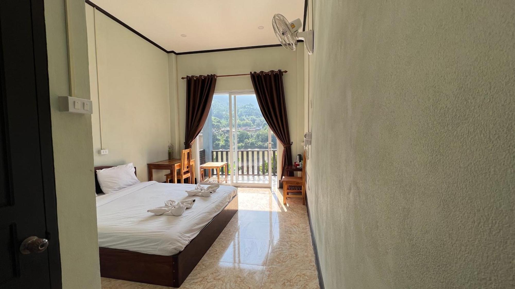 Arthith Guesthouse Nongkhiaw Dış mekan fotoğraf