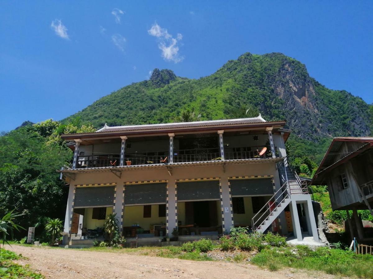 Arthith Guesthouse Nongkhiaw Dış mekan fotoğraf